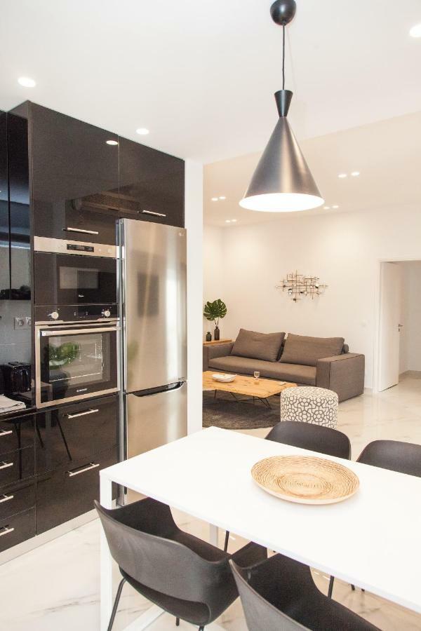 Luxurious Apartment In Athens Downtown Εξωτερικό φωτογραφία